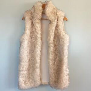 Wildfox Fur Vest | Ivory Faux Fur Open Vest | OS fits most